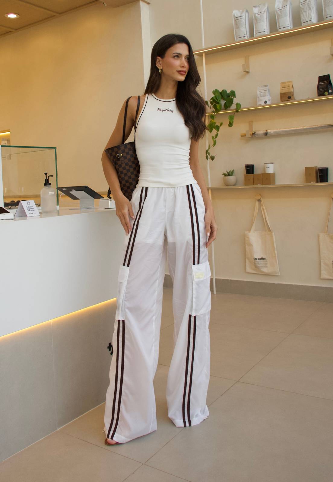 CALÇA COS ALTO FINO C/ BOLSO E GALÕES OFF WHITE