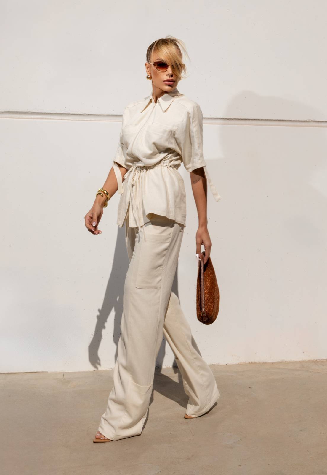 CALÇA COS ALTO C/ BOLSO AREIA