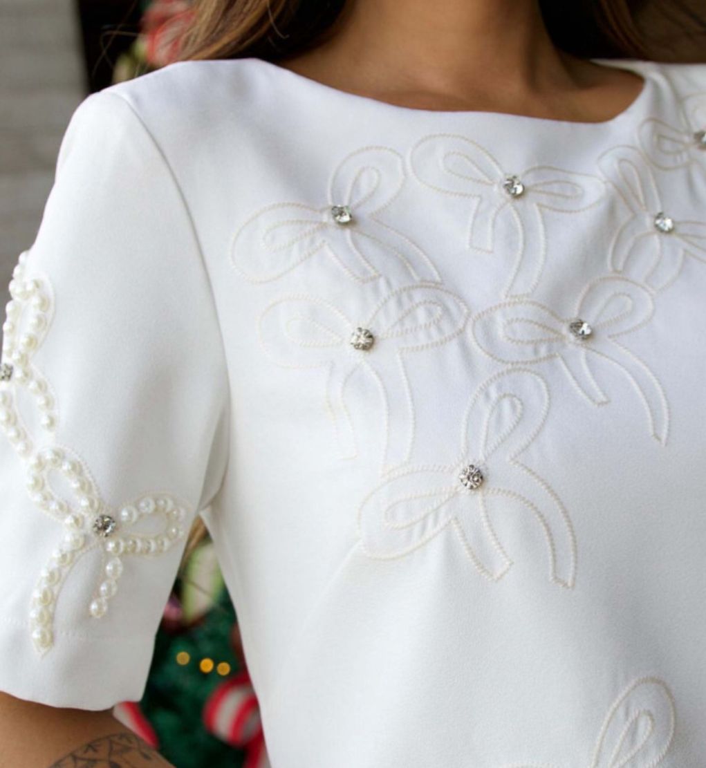 VESTIDO CREPE C LAÇOS BORDADOS - LUZIA FAZZOLLI