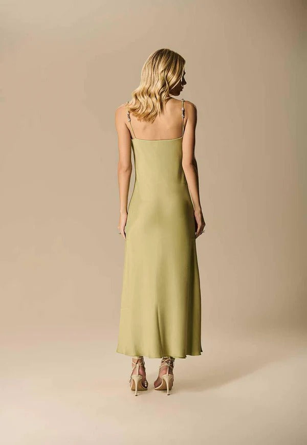 VESTIDO DEGAGE ALCAS BORDADAS