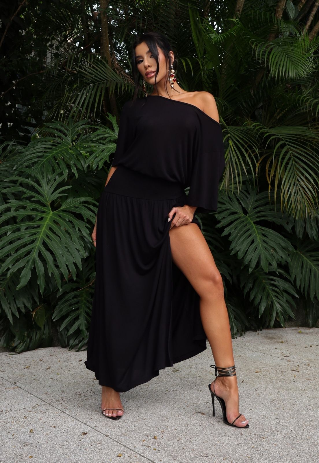 VESTIDO LONGO OMBRO A OMBRO C/ FENDA PRETO