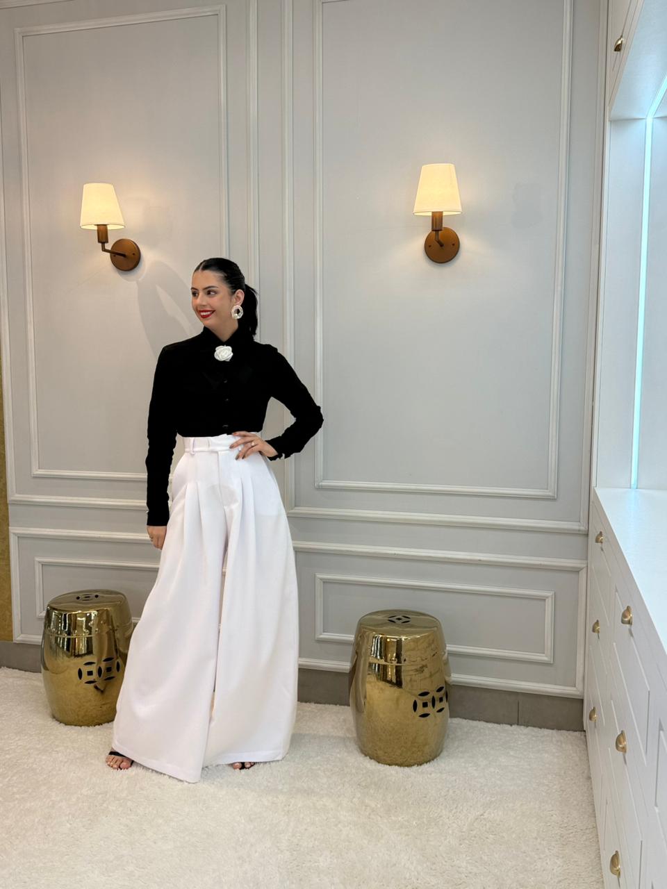 CALÇA BRANCA ESTAMORE CALÇA NEIA NO CORTE ALFAIATARIA