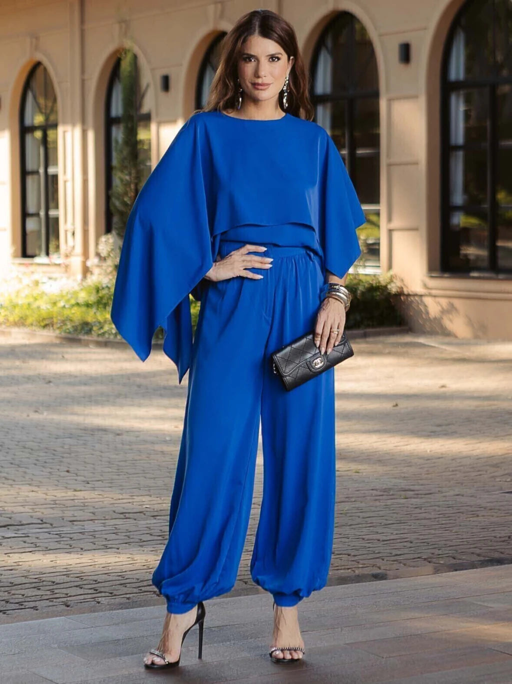 CONJUNTO ALFAITARIA BLUSA CAPA E CALÇA ALADIM