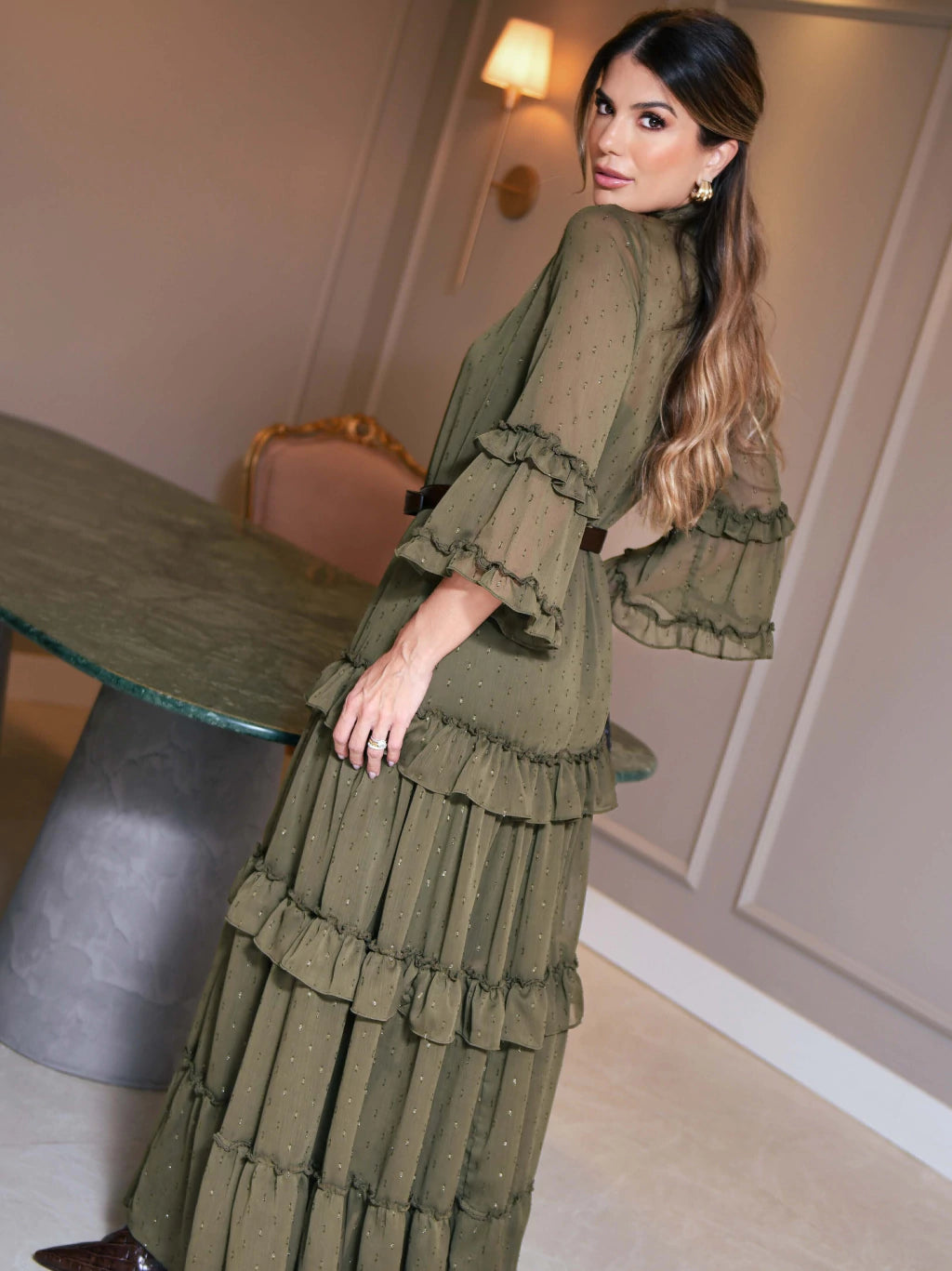 VESTIDO CHIFFON YORIO COM BABADOS