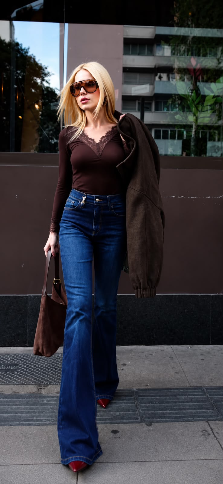 Calça Jeans Flare Escura