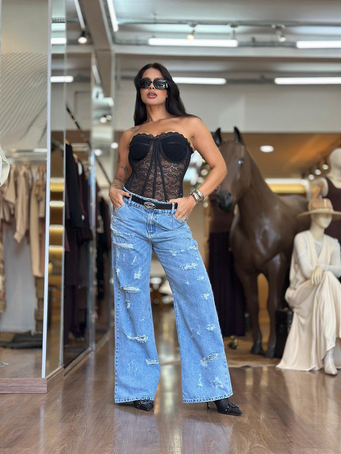 CALÇA PANTALONA COM RASGO FRENTE