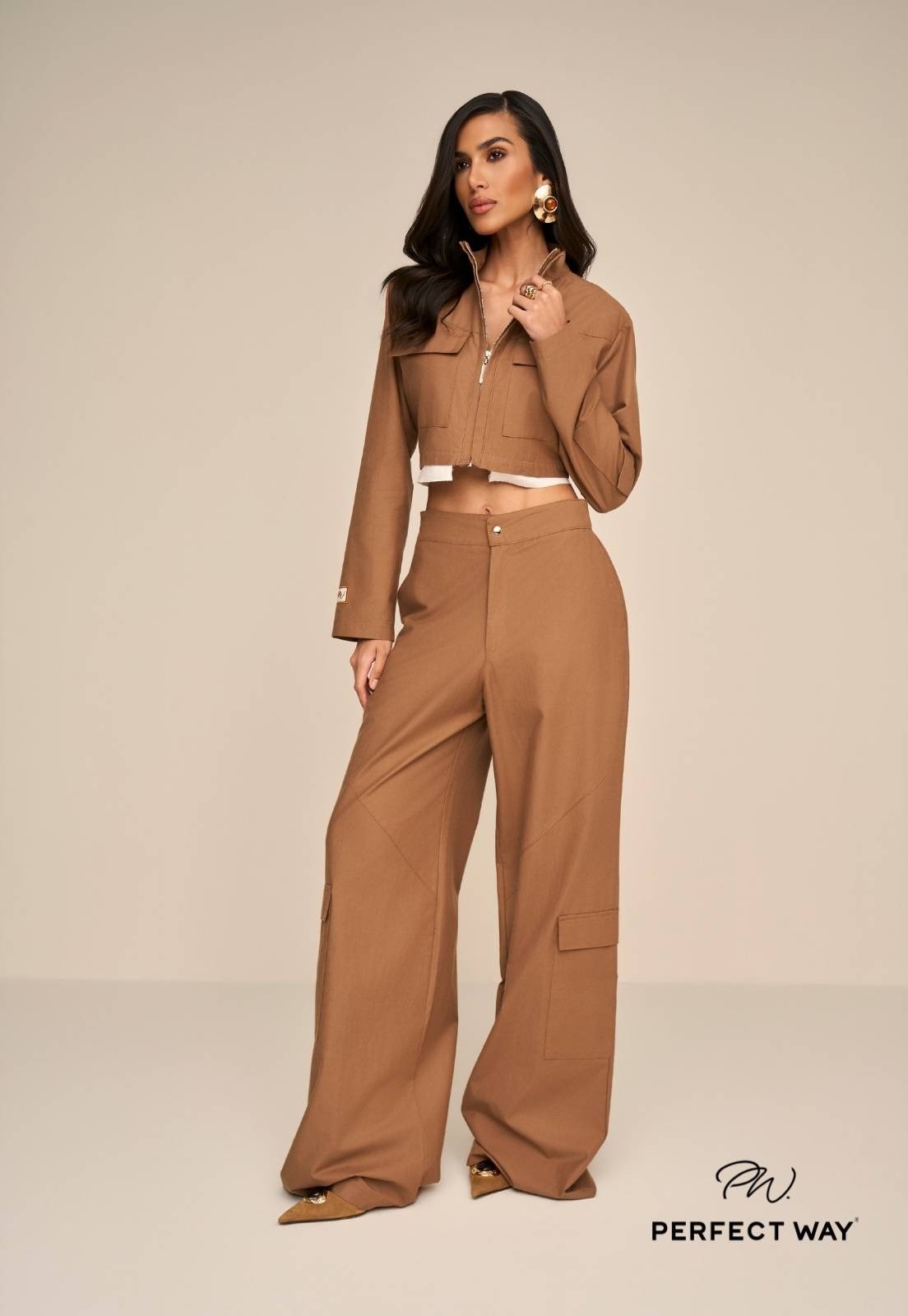 CALÇA WIDE LEG COM BOLSO FEMININA CARAMELO
