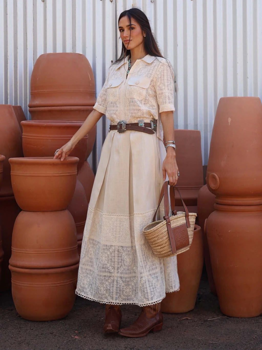 CONJUNTO TULE BORDADO E LINHO,