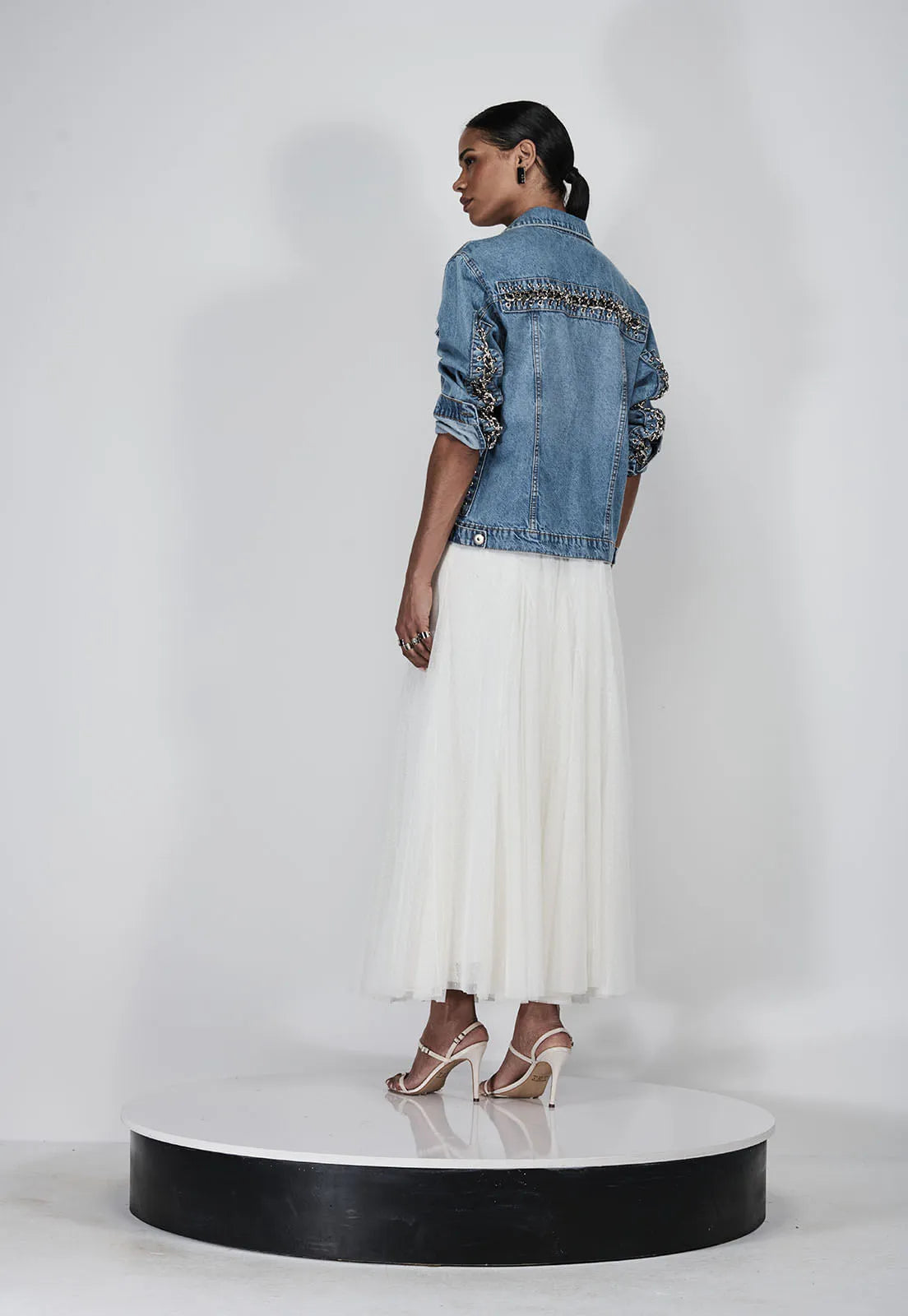 JAQUETA JEANS DETALHE CORRENTE INDIGO - CAOS