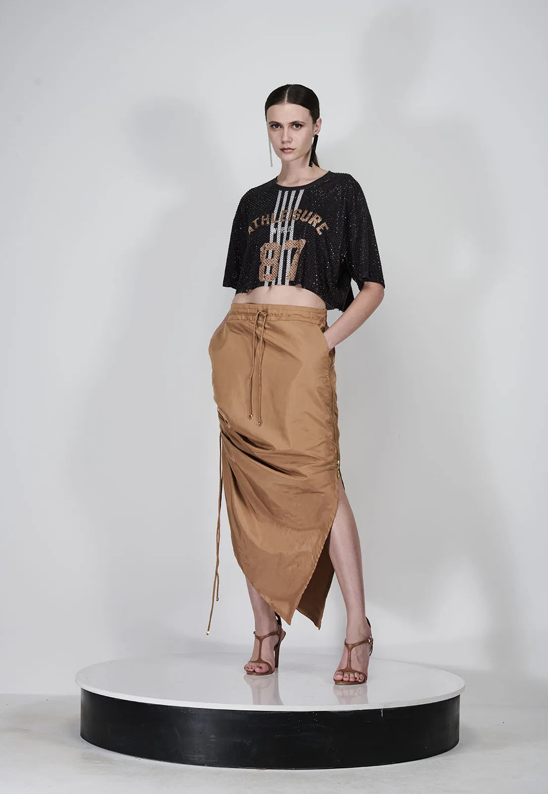 T-SHIRT ATHLEISURE COM TRANSFER - CAOS