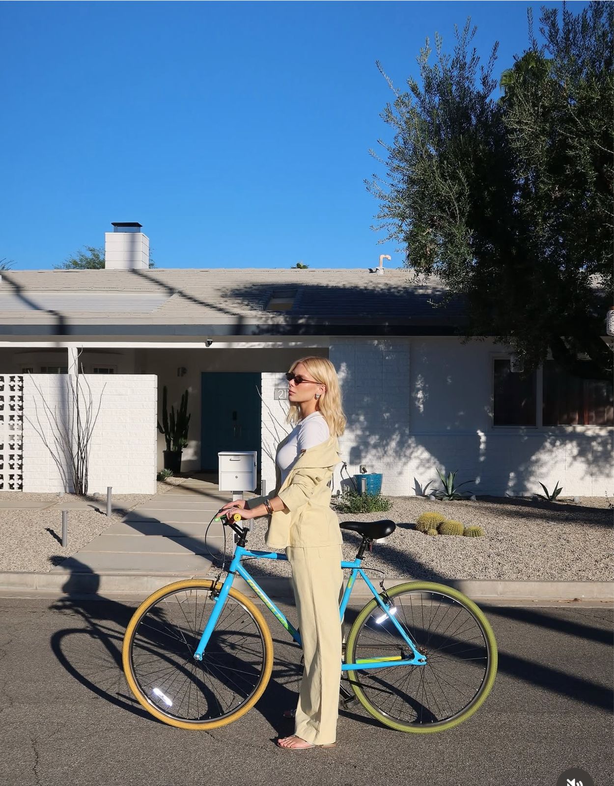 CALÇA WIDE LEG PT/ AMARAL