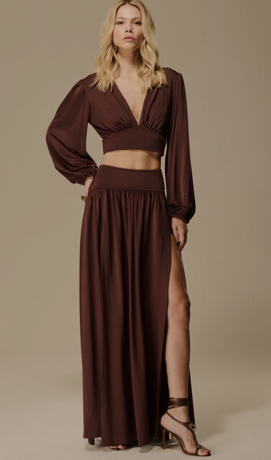 CONJUNTO BLUSA E SAIA PALA PRENE