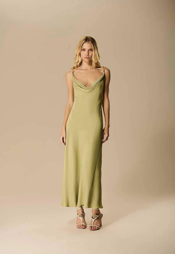 VESTIDO DEGAGE ALCAS BORDADAS