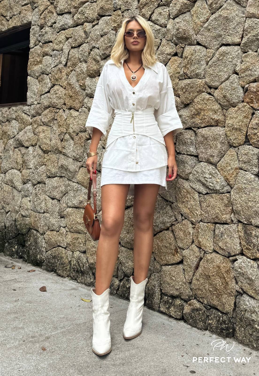 CONJUNTO FEMININO CAMISA ALONGADA OVER + SAIA + CORSELET - PERFECT WAY