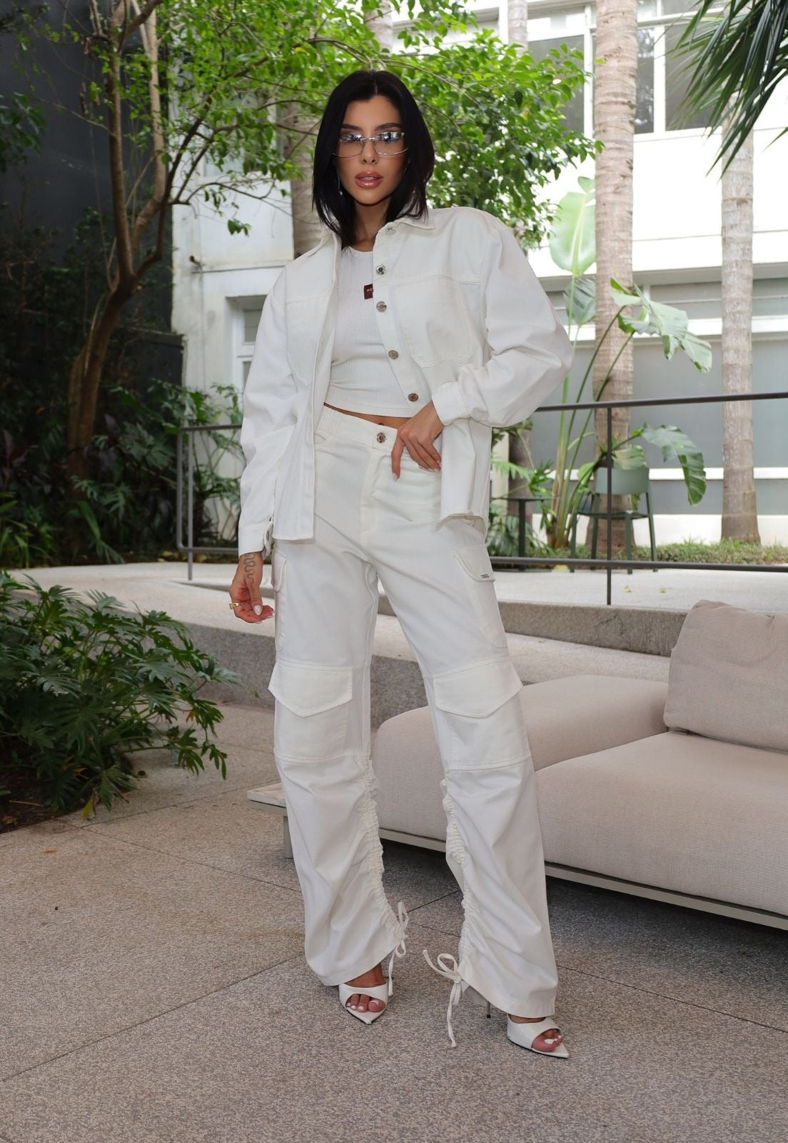 CAMISA EM SARJA DE ALGODÃO C/ BOLSO FEMININA OFF WHITE