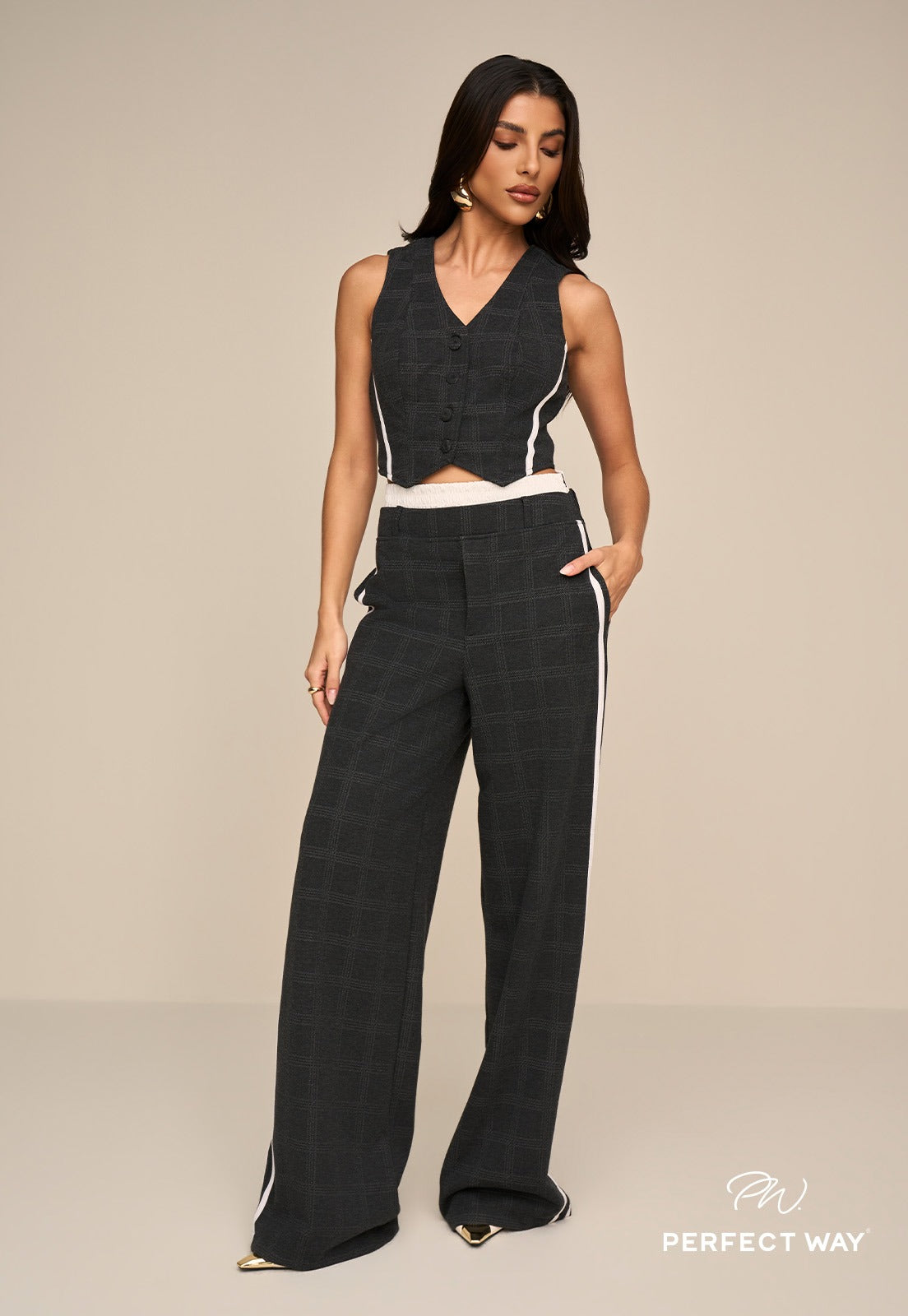 CALÇA TEC PADRAO QUADRICULADO C/ GALÃO FEM PRETO