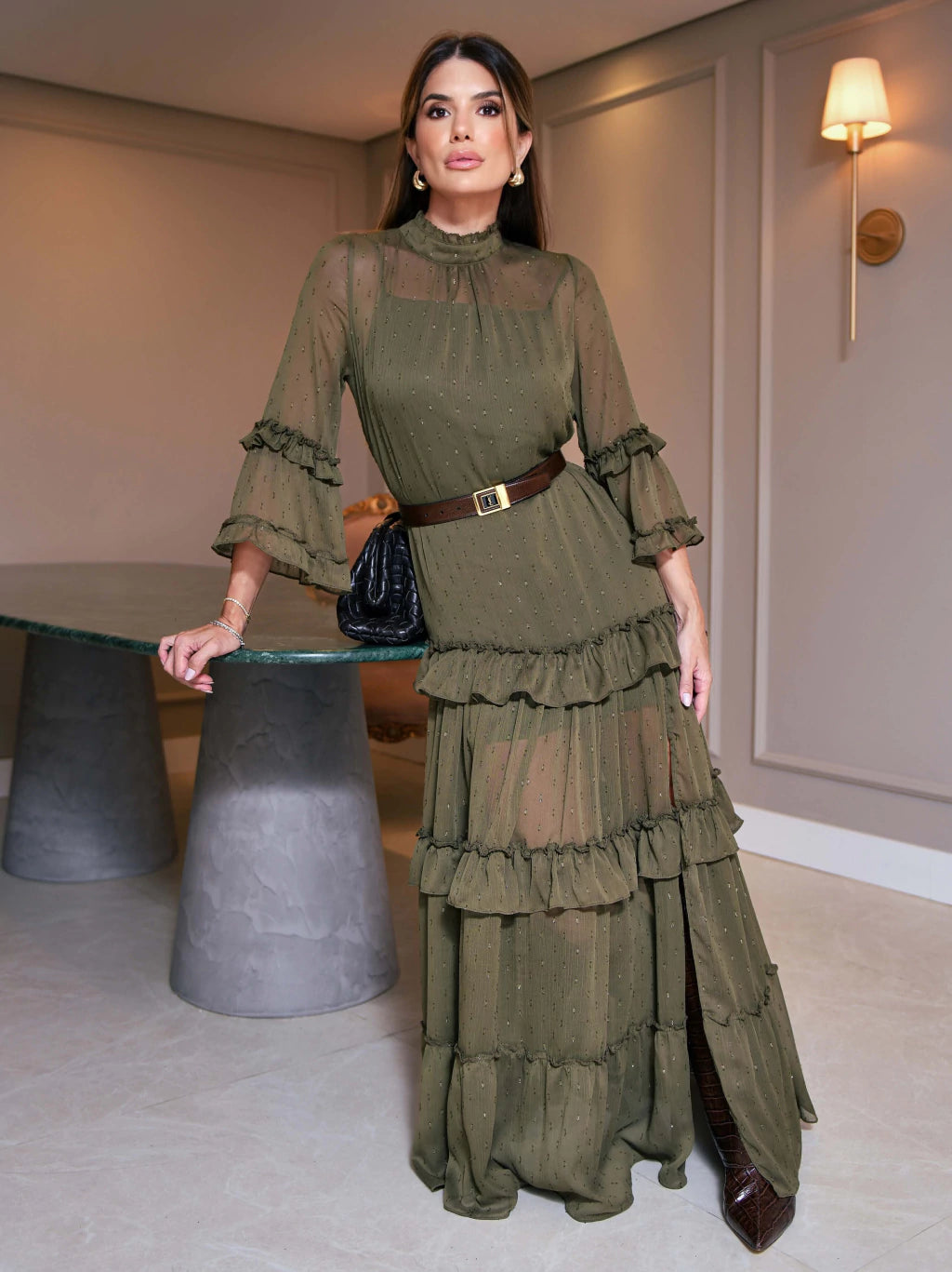 VESTIDO CHIFFON YORIO COM BABADOS