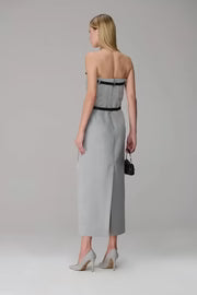 Vestido strapless passantes couro